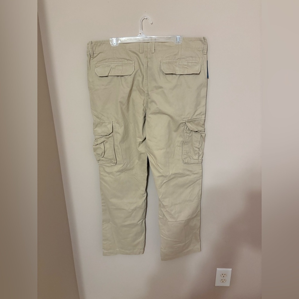 Old Navy Tan Cargo Pants with Utility Pockets 38X32 - Picture 3 of 3